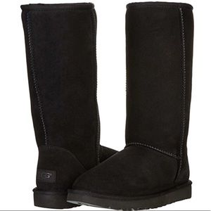 Tall black UGG boots size 10W